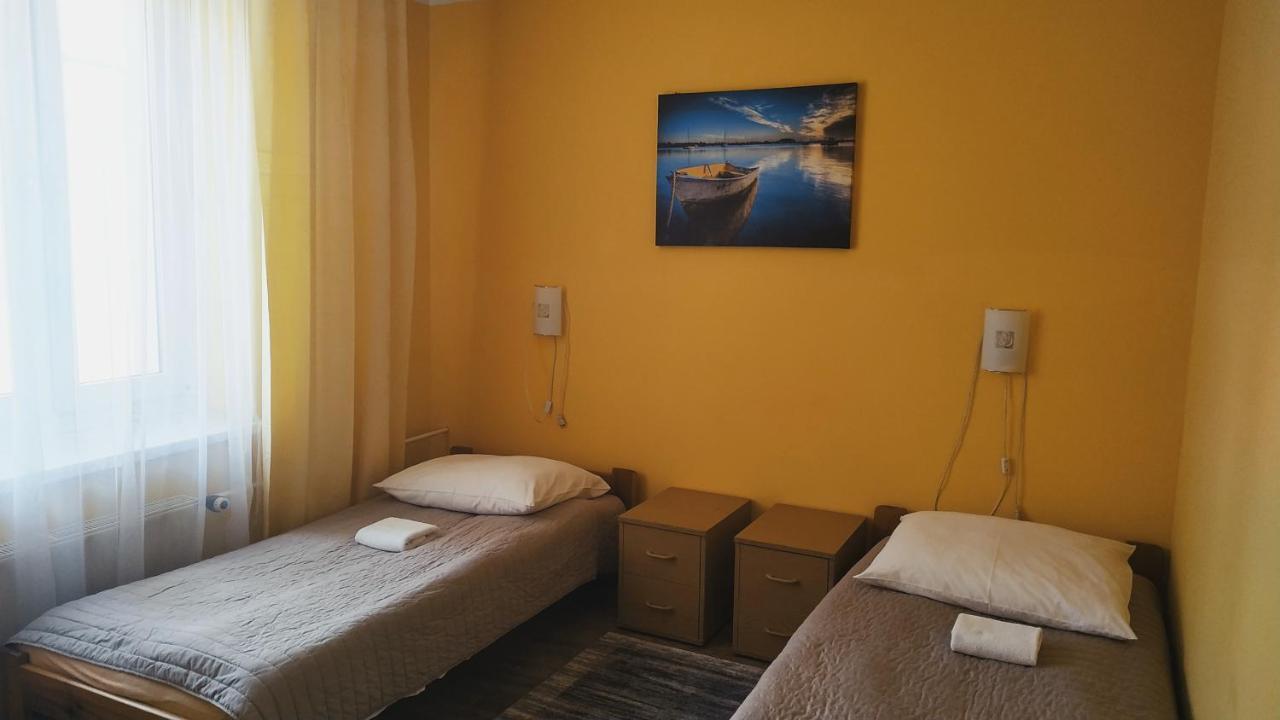Hotel Eden Rzeszów Buitenkant foto