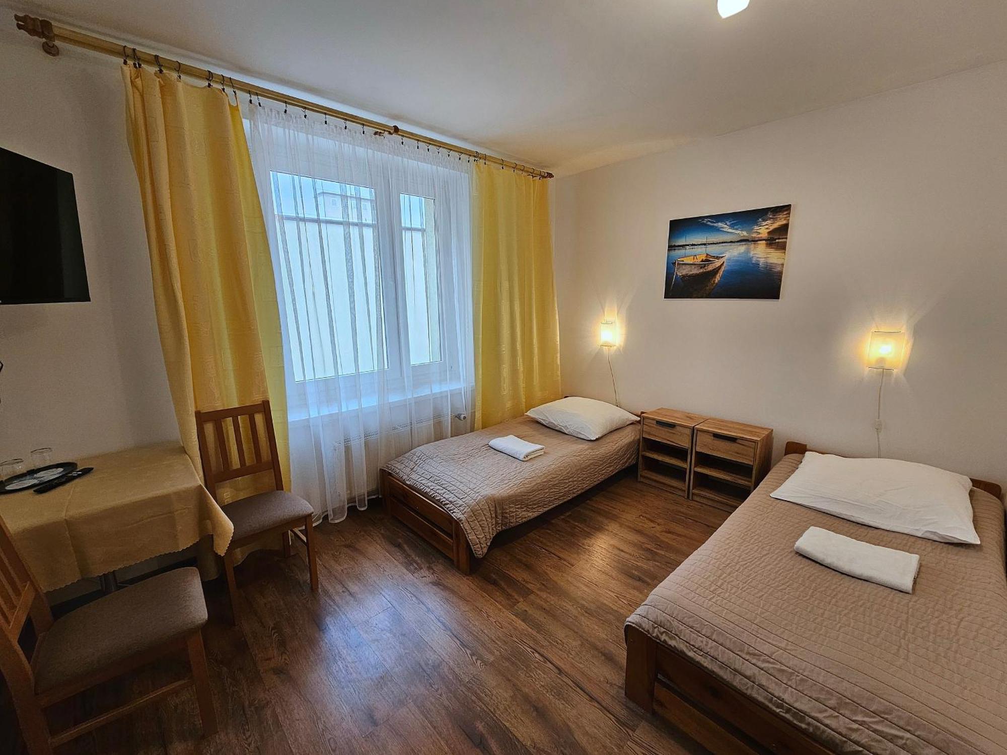 Hotel Eden Rzeszów Buitenkant foto