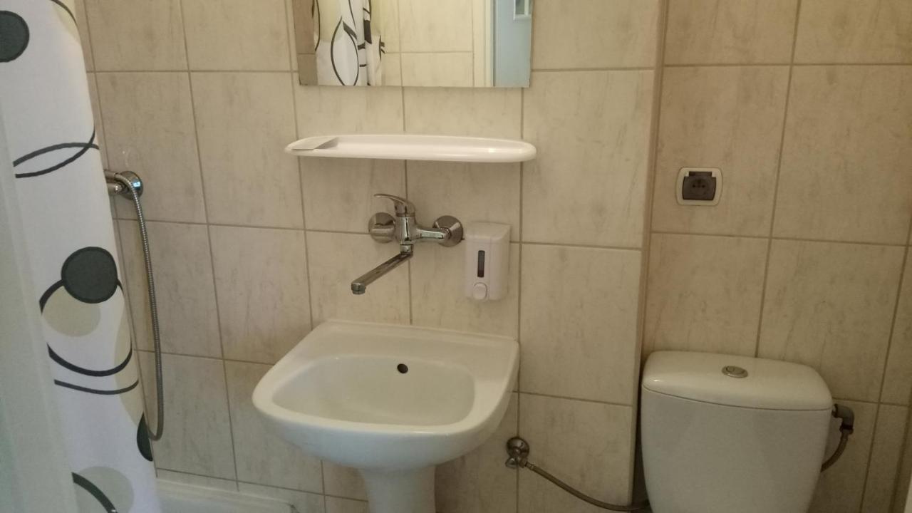 Hotel Eden Rzeszów Buitenkant foto